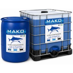 MAKO Professional Aquatic Dye 5X bulk lake and pond dye shown in a 55-gallon blue drum and 275-gallon IBC tote.